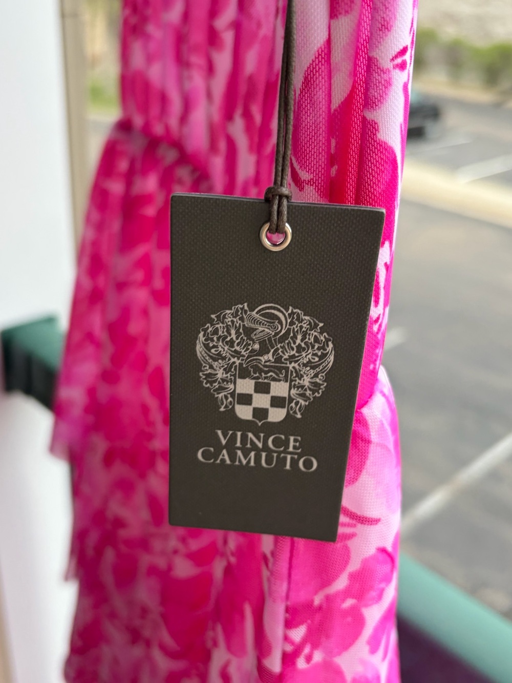 🆕💖Vince Camuto Pink Floral Tiered Maxi Dress Overlay Daisy Daze Size M Flowing - Picture 16 of 17